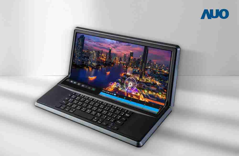 尊龙集团14.6吋Micro LED折迭显示屏幕，，，搭配半径4mm的弯折绞炼，，，，以及高画素、、、、高亮度、、、高对比度的显示技术特点，，即便在大视角下仍保有绝佳色相与亮度